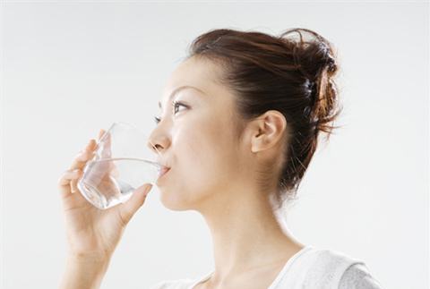 人体微量元素分析仪提示您每天饮足量白开水保健康?山东国康